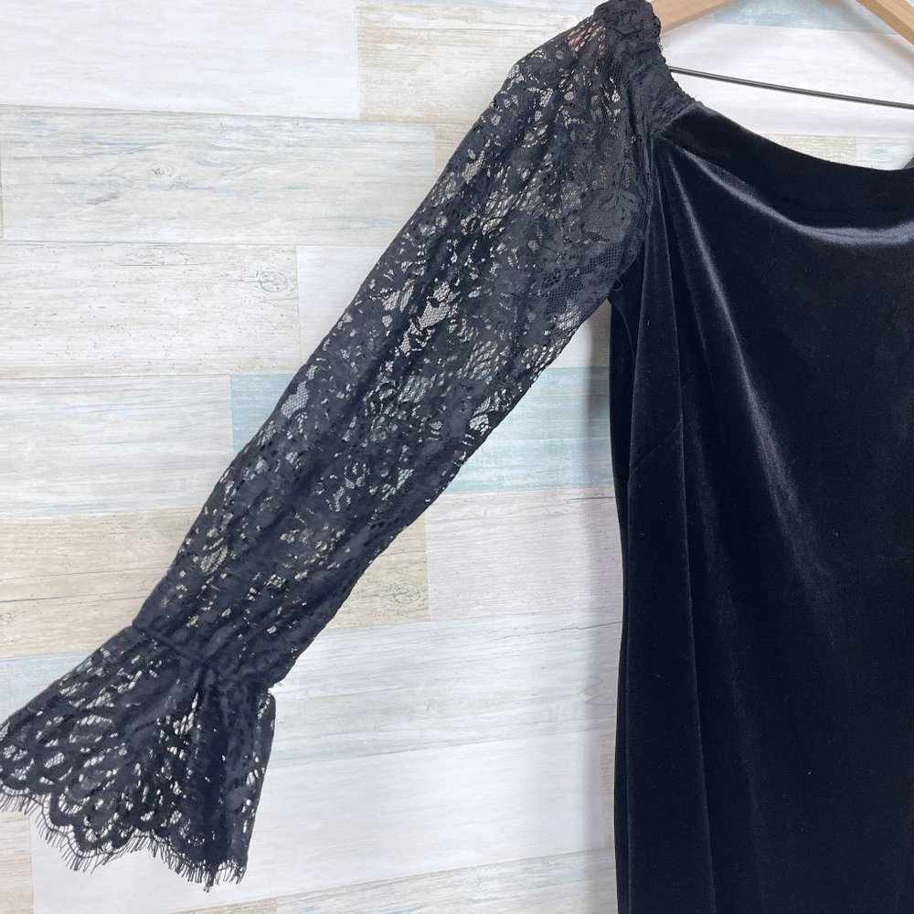 WHBM Off The Shoulder Lace Sleeve Velvet Shift Dress Black Cocktail Womens 6 - Picture 3 of 8